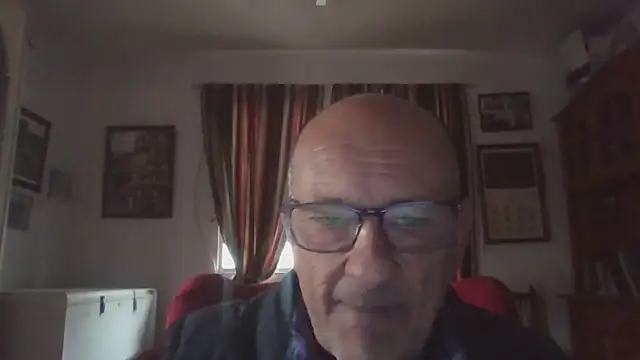 Snapshot of llopaco chatting on December 2, 2025, 1:05 pm llopaco online show from December 2, 2025, 1:05 pm