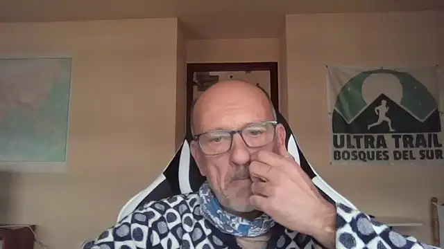 Snapshot of llopaco chatting on December 14, 2025, 11:59 am llopaco online show from December 14, 2025, 11:59 am