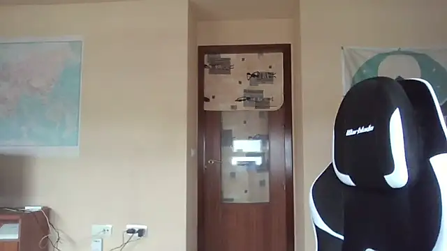 Snapshot of llopaco chatting on February 7, 2026, 12:31 pm llopaco online show from February 7, 2026, 12:31 pm