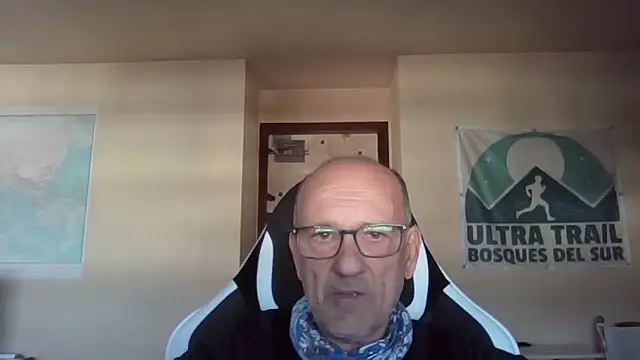 Snapshot of llopaco chatting on March 19, 2026, 4:11 pm llopaco online show from March 19, 2026, 4:11 pm