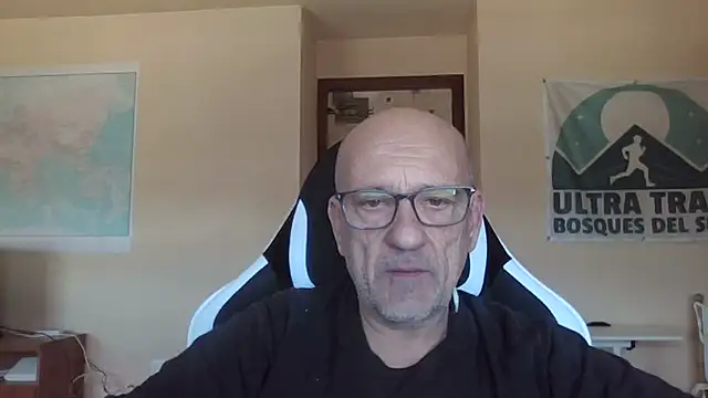 Snapshot of llopaco chatting on March 31, 2026, 10:59 am llopaco online show from March 31, 2026, 10:59 am