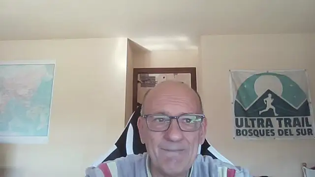 Snapshot of llopaco chatting on April 18, 2026, 9:24 am llopaco online show from April 18, 2026, 9:24 am