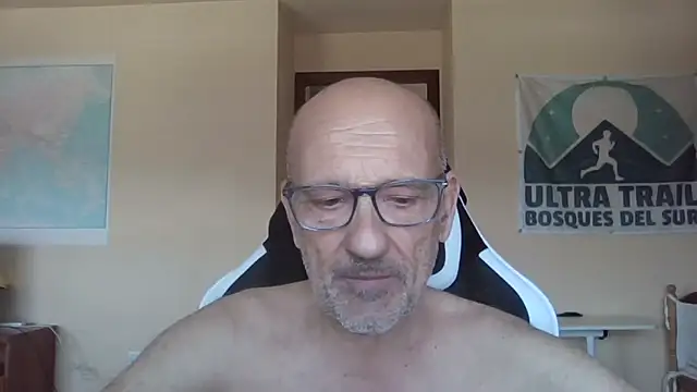 Snapshot of llopaco chatting on June 1, 2026, 11:34 am llopaco online show from June 1, 2026, 11:34 am