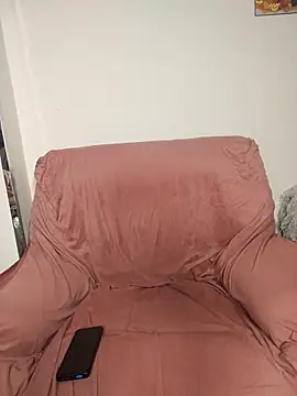 Loly2025 online show from March 21, 2025, 9:45 pm