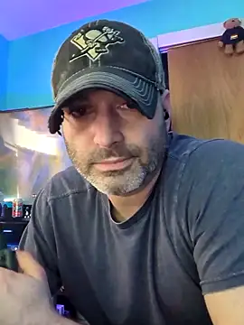 Novabear6996 online show from April 13, 2026, 6:57 pm