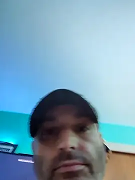 Novabear6996 online show from April 19, 2026, 12:54 am