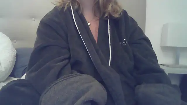 sizha6 online show from November 11, 2025, 10:48 am