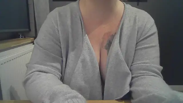 sizha6 online show from March 18, 2026, 7:28 pm