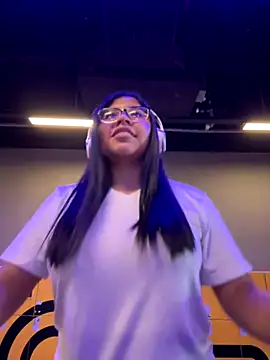 Snapshot of Karla_Stein2025 chatting on November 25, 2025, 1:55 pm Karla Stein2025 online show from November 25, 2025, 1:55 pm