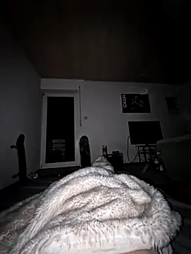 DerechteJunge online show from October 19, 2025, 2:01 am