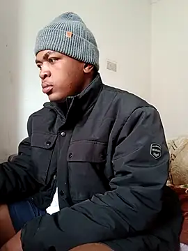 Snapshot of bosszonke123 chatting on April 24, 2026, 9:45 am bosszonke123 online show from April 24, 2026, 9:45 am