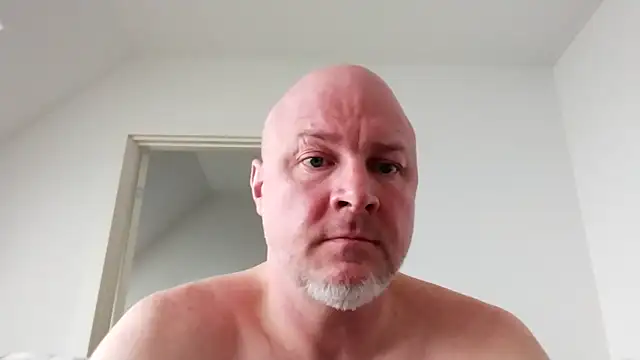 Snapshot of Lucifer29cm chatting on February 25, 2025, 10:15 am Lucifer29cm online show from February 25, 2025, 10:15 am