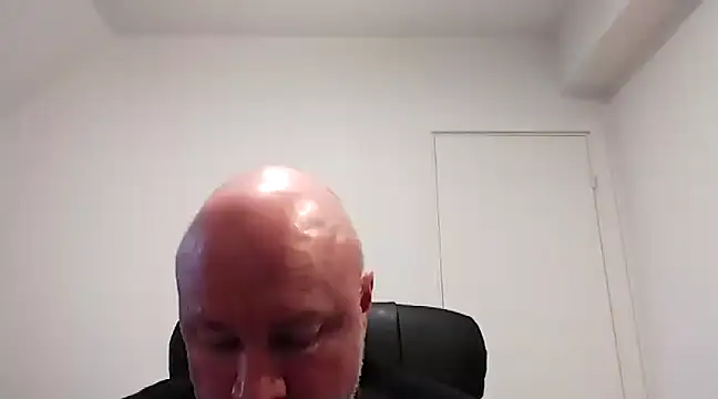 Snapshot of Lucifer29cm chatting on March 4, 2025, 10:13 am Lucifer29cm online show from March 4, 2025, 10:13 am