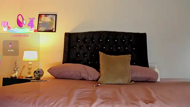 Snapshot of Skay_Hot chatting on February 16, 2025, 9:16 pm Skay Hot online show from February 16, 2025, 9:16 pm