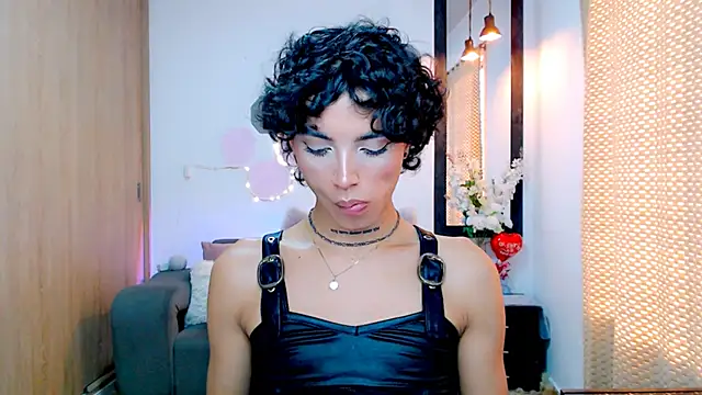 nilam valker online show from March 8, 2025, 9:40 pm