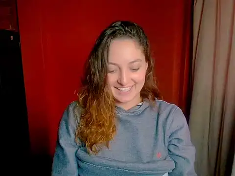 Snapshot of Daianna_m_ chatting on April 29, 2026, 7:20 pm Daianna m online show from April 29, 2026, 7:20 pm