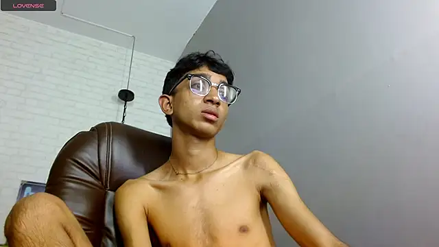 Snapshot of Martin_Linares chatting on February 26, 2025, 4:45 pm Martin Linares online show from February 26, 2025, 4:45 pm