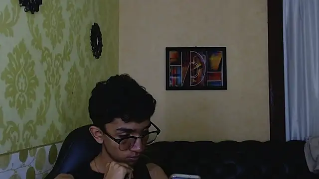 Snapshot of Martin_Linares chatting on March 14, 2025, 1:35 pm Martin Linares online show from March 14, 2025, 1:35 pm