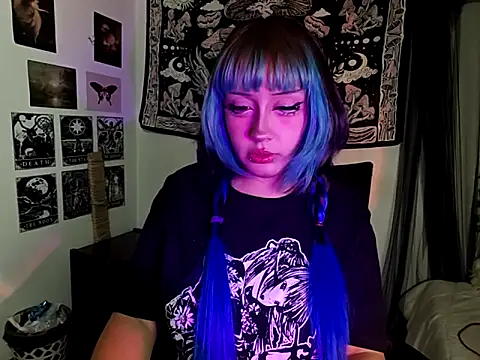 blue katt online show from September 10, 2025, 11:38 pm