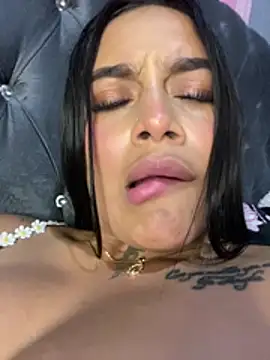 Emily sharlot online show from March 3, 2026, 5:24 am