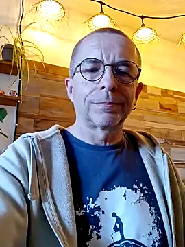 Xavspank2 online show from March 25, 2026, 2:45 pm