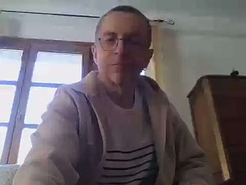 Xavspank2 online show from April 5, 2026, 7:49 am