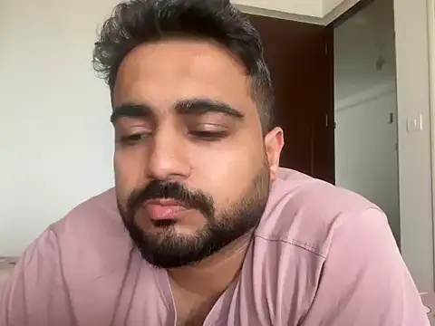 Snapshot of indian_thonger chatting on June 21, 2026, 11:35 am indian thonger online show from June 21, 2026, 11:35 am