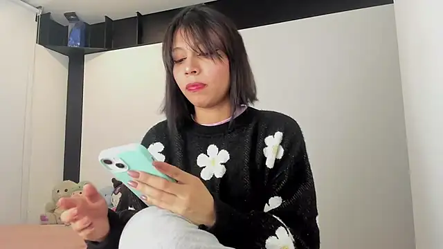 sweet Amy0 online show from October 16, 2025, 3:07 am