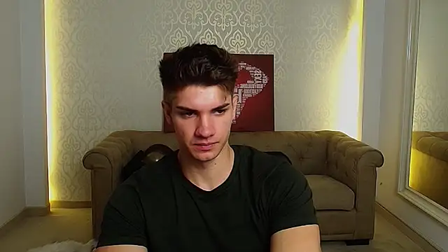 Snapshot of MaxKaiden chatting on September 13, 2025, 4:45 am MaxKaiden online show from September 13, 2025, 4:45 am