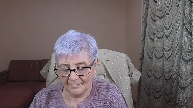 Sandra Snowflake online show from March 12, 2025, 8:51 am