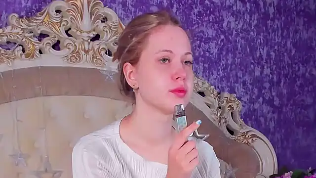 Snapshot of BECKI_VRES chatting on March 8, 2025, 10:22 am BECKI VRES online show from March 8, 2025, 10:22 am