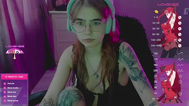 Snapshot of Nerri__Ri chatting on July 23, 2026, 8:34 am Nerri Ri online show from July 23, 2026, 8:34 am