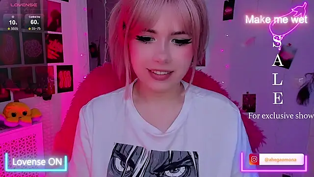 Snapshot of Sparkle_Mona chatting on March 3, 2025, 5:31 am Sparkle Mona online show from March 3, 2025, 5:31 am