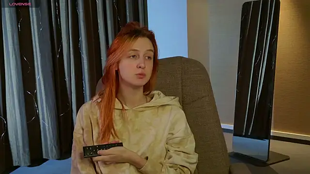 Snapshot of aishiro chatting on February 1, 2026, 3:54 pm aishiro online show from February 1, 2026, 3:54 pm