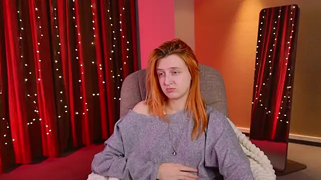 Snapshot of aishiro chatting on February 4, 2026, 2:01 pm aishiro online show from February 4, 2026, 2:01 pm