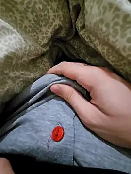 skiciyunis online show from October 8, 2025, 8:06 pm