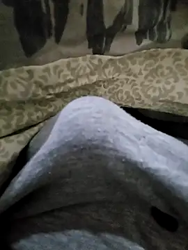 skiciyunis online show from November 17, 2025, 9:53 pm