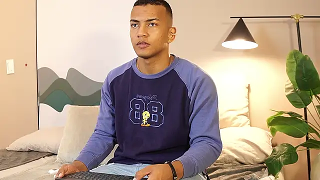 Rafa2004Cruz online show from November 26, 2025, 12:28 pm