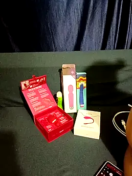 PreetyKitten online show from July 25, 2026, 5:21 pm