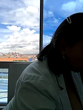 Mrsvictoriaaa online show from March 21, 2025, 3:57 pm