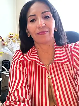 Mrsvictoriaaa online show from April 6, 2026, 8:21 pm