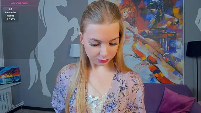 FloraBonde online show from September 27, 2025, 11:37 am