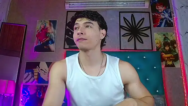 LiamAndrewzz online show from March 30, 2026, 4:35 am