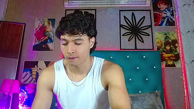 LiamAndrewzz online show from June 27, 2026, 3:33 am
