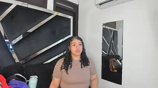 Snapshot of Rubyxht chatting on October 9, 2025, 12:36 pm Rubyxht online show from October 9, 2025, 12:36 pm