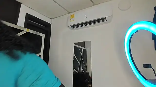 Rubyxht online show from December 17, 2025, 12:33 pm