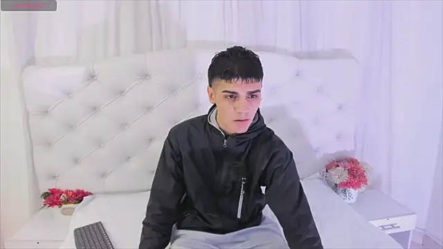 frank jhonsson online show from September 16, 2025, 7:04 pm