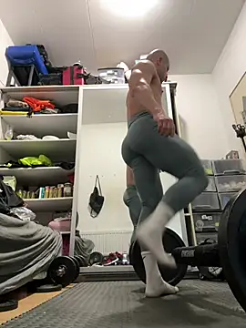 pesyelisa online show from March 3, 2025, 3:53 pm