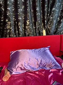 Snapshot of Siena_Amaris chatting on February 4, 2026, 8:31 am Siena Amaris online show from February 4, 2026, 8:31 am