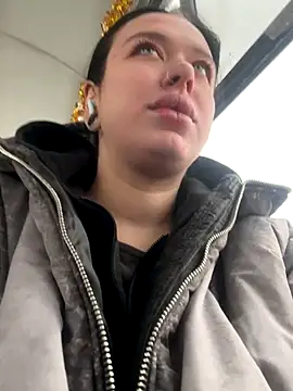 Snapshot of AlishaPrettyBlade chatting on December 22, 2025, 5:48 am AlishaPrettyBlade online show from December 22, 2025, 5:48 am